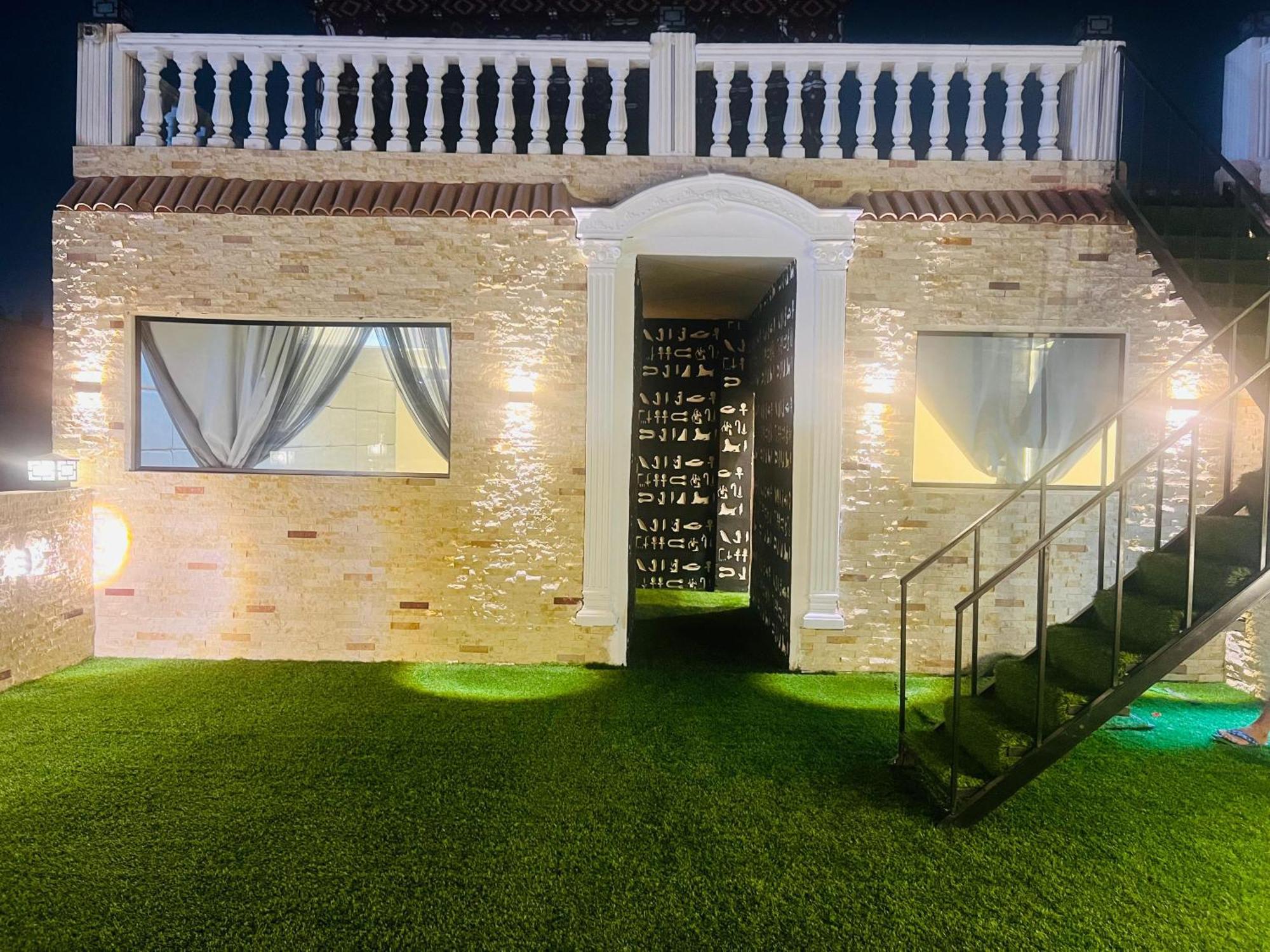 New Scarab Pyramids View Hotel Kafret el-Gabal Kültér fotó