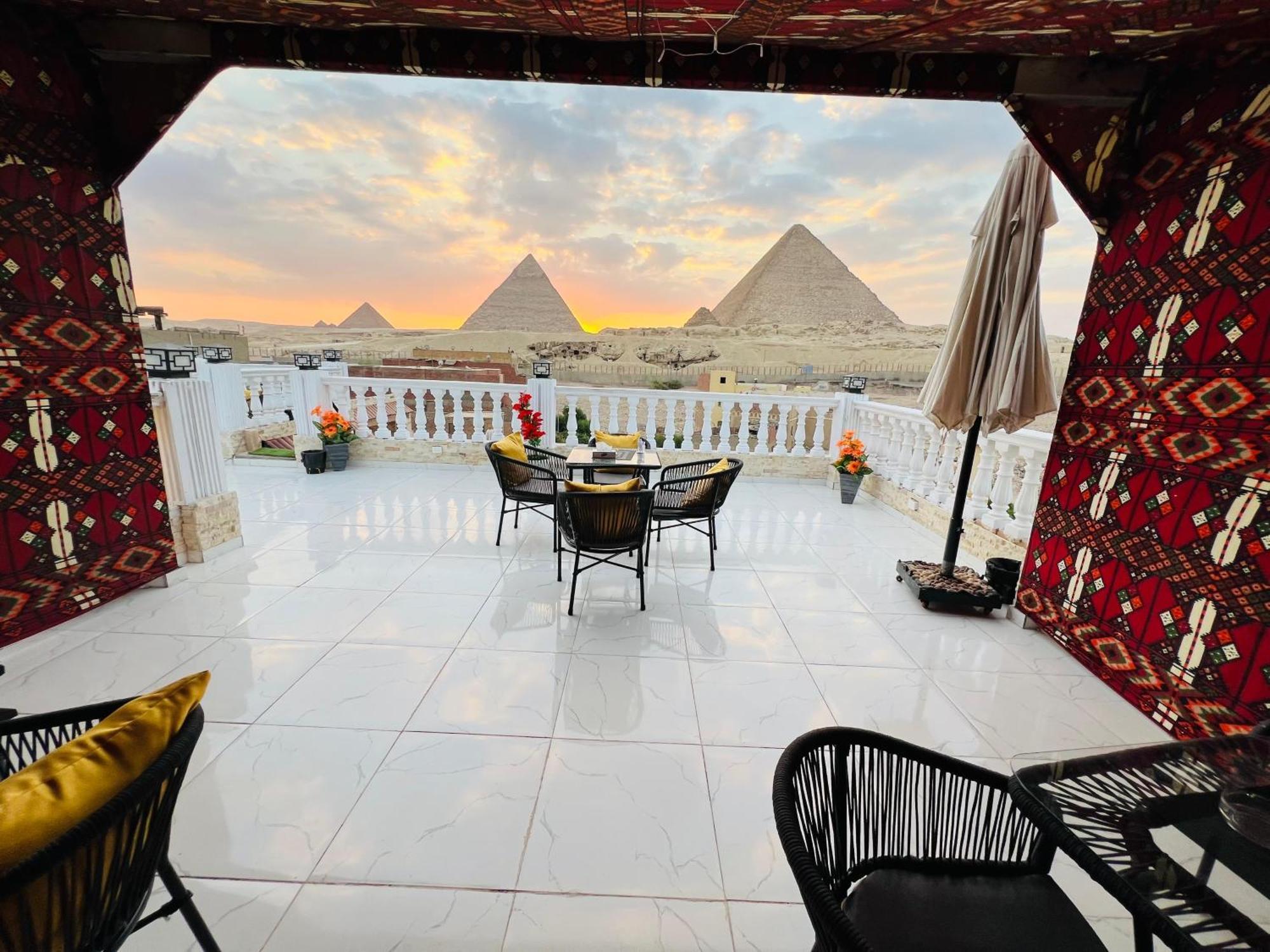 New Scarab Pyramids View Hotel Kafret el-Gabal Kültér fotó