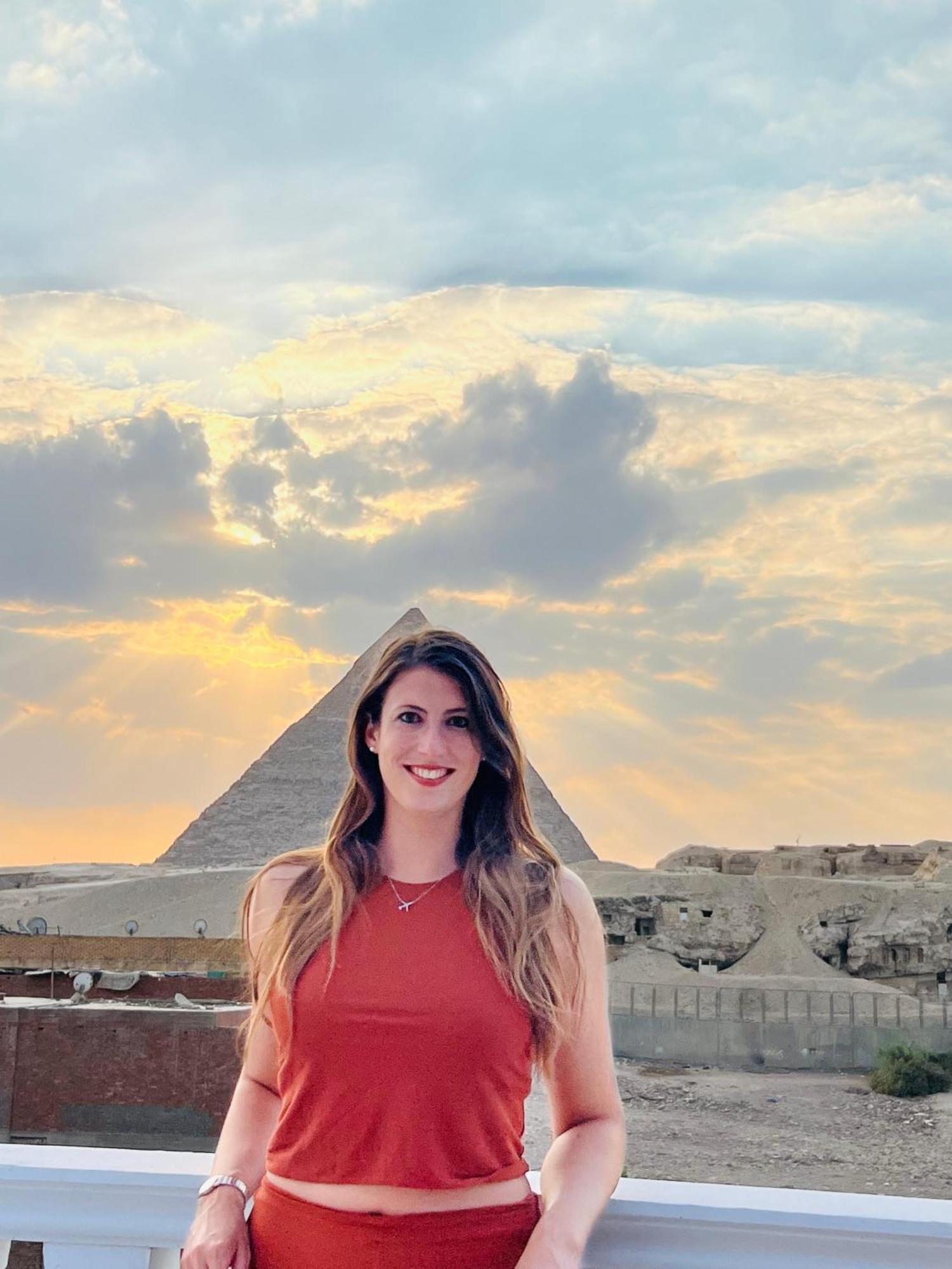 New Scarab Pyramids View Hotel Kafret el-Gabal Kültér fotó